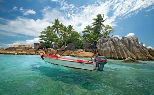 HotelSeychellenPraslinParadise SunBoottrip