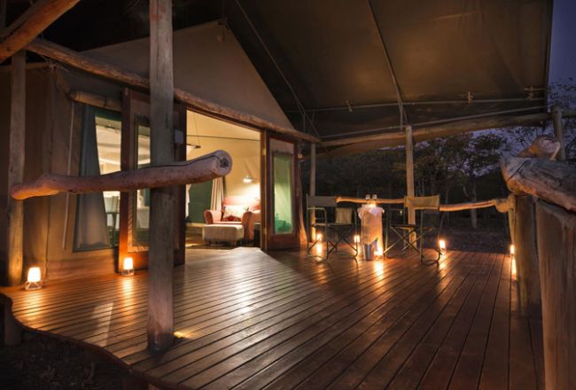 HotelNamibiaOngavaTentedCampDeckEvening