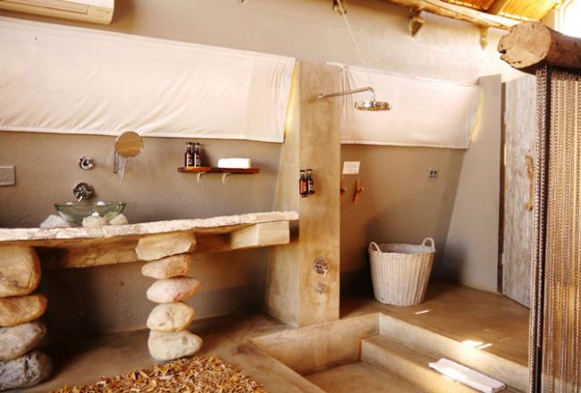 HotelNamibiaNaankuseLodgeBathroom
