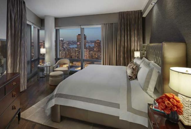 HotelNew YorkMandarin Oriental New YorkSuite Skyline Master Bedroo