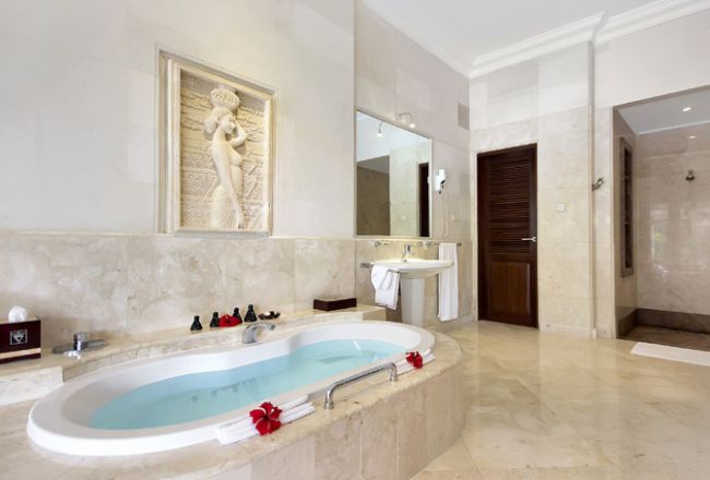 IndonesienViceroy Bali Pool Suite Bathroom