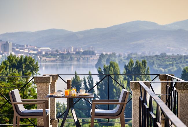 HotelPortugalSix Senses Douro ValleyBreakfast with a view