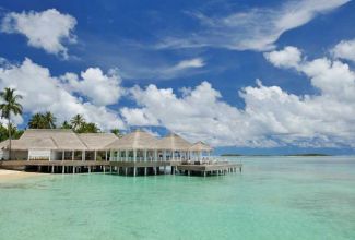 HotelMaledivenAyadaMaldives Ocean Breeze