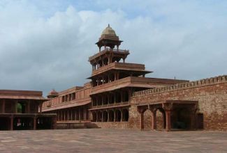 IndienAgraFatehpur Sikri 5Etagen