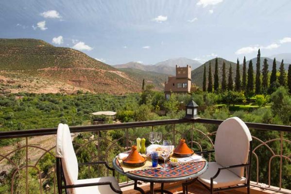 HotelMarokkoKasbah TamadotPool Terrace Lunch