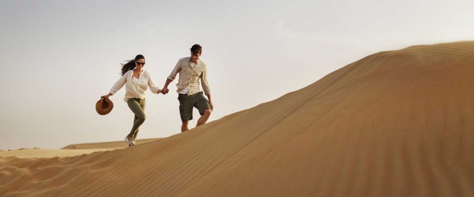 DubaiTEASER DESERT COUPLE