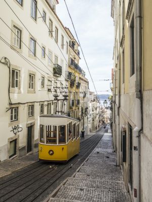 PortugalLissabonBesichtigung Strassenbahn2