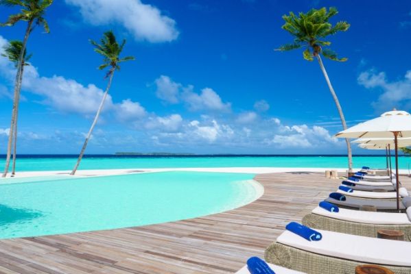 HotelMaledivenBaglioni Resort Maldives Main Pool