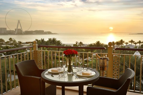 HotelDubaiRitz Carlton DubaiOcean View Romantic Balcony Set up