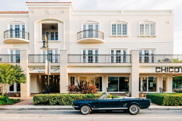 FloridaNaplesFifth Avenue Mustang