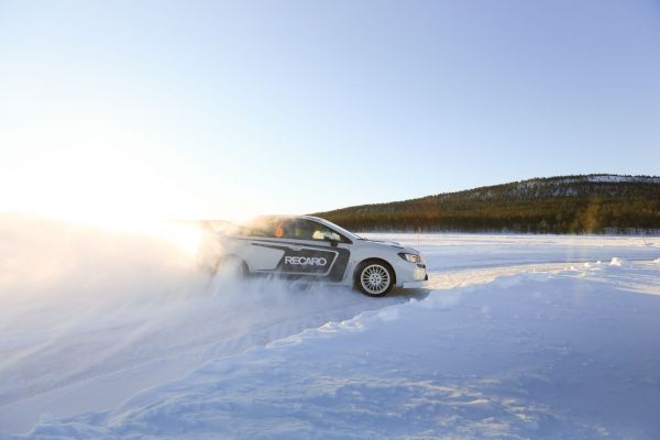 HDHotelFinnlandOctolaExperiencesIce Drive